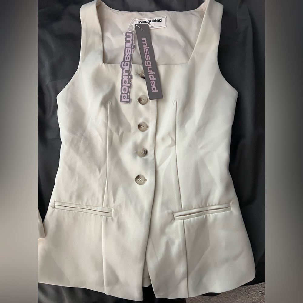 Misguided skirt and vest set. - Picture 3 of 5